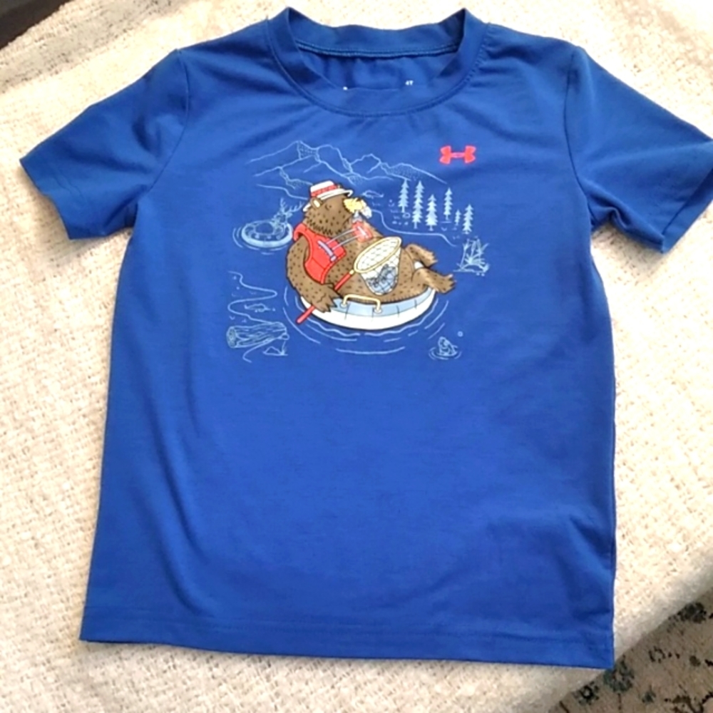 Like new -4T T shirt Under Armour